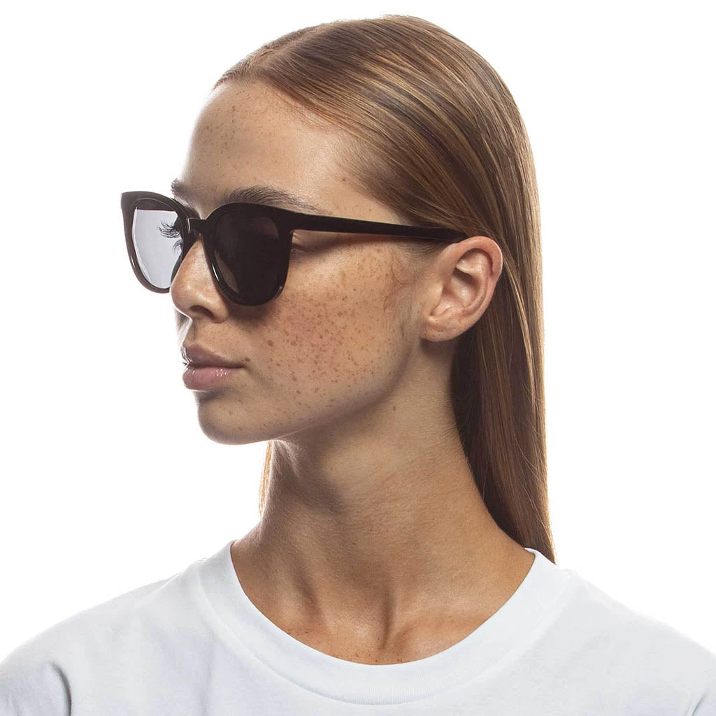 Babinda Sunglasses - Black 5 Babinda Sunglasses - Black - Image 3