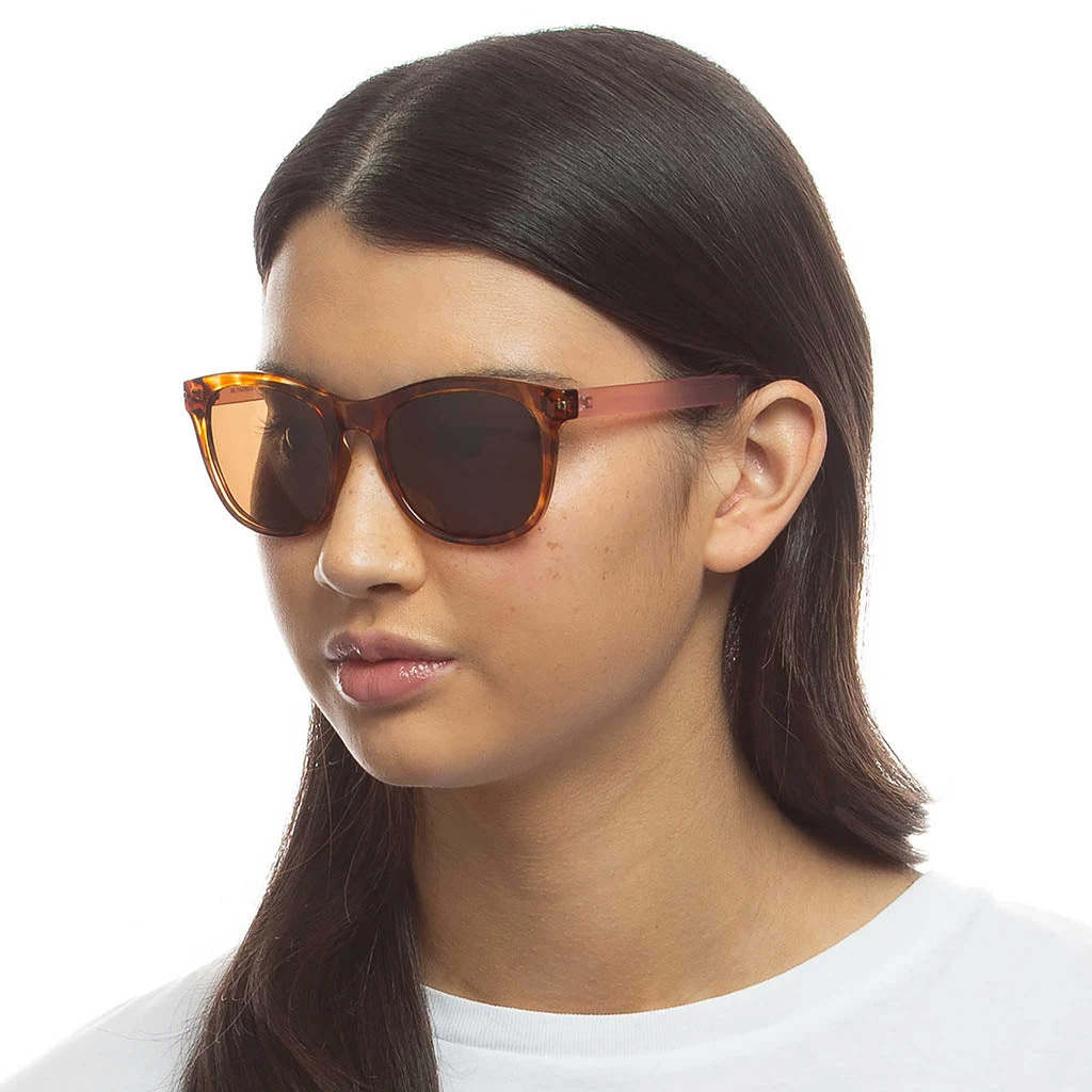 Milparinka Sunglasses - Vintage Tort 6 Milparinka Sunglasses - Vintage Tort - Image 4