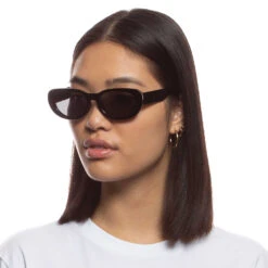 Enviro Oval Sunglasses - Black 8 Enviro Oval Sunglasses - Black -Trendy Beach Hat TCC2231037 10ENVIROOVAL 76784a1f 80f0 4479 91ab 3ab7549d280a