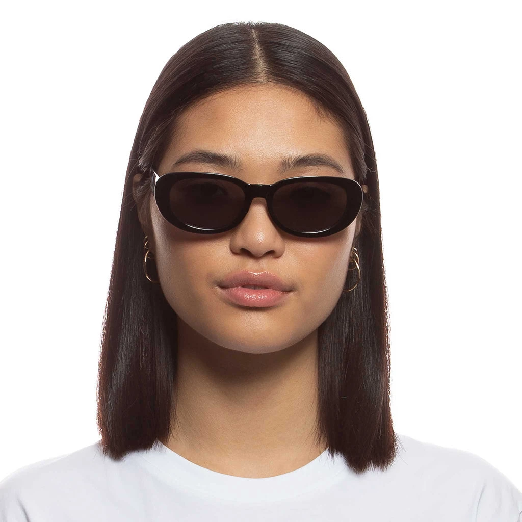 Enviro Oval Sunglasses - Black 6 Enviro Oval Sunglasses - Black - Image 4