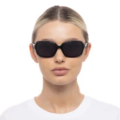 Bellambi Sunglasses - Black -Trendy Beach Hat TCC2359411 9BELLAMBIPETITE